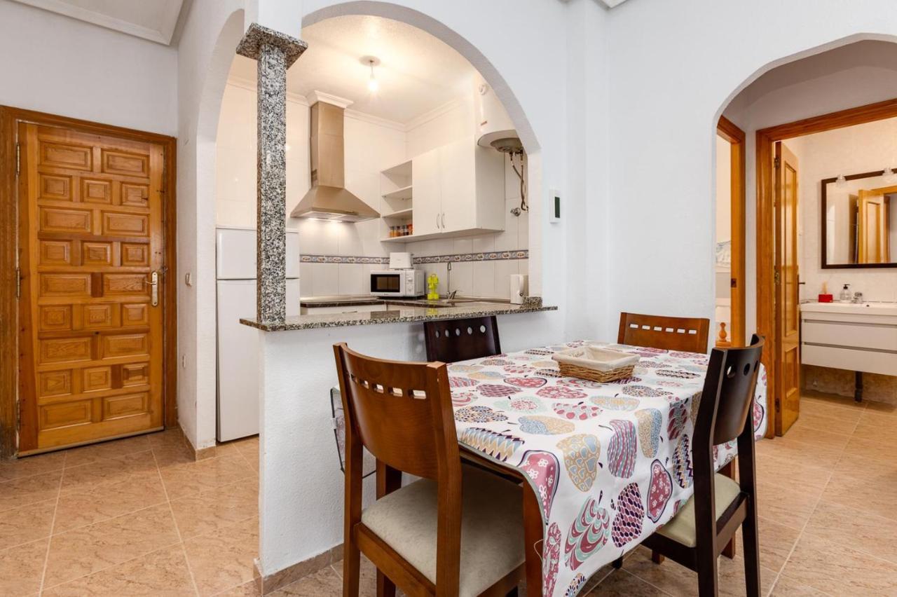 Bonito Apartamento De Dos Habitacion Y Piscina Torrevieja Bagian luar foto
